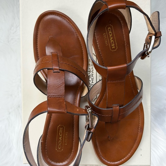 Authentic Coach Velvet Vachetta size 8.5 Tan - Picture 3 of 6